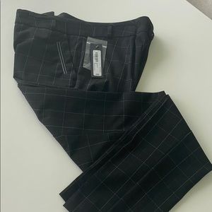 Modern Fit  Slim Leg